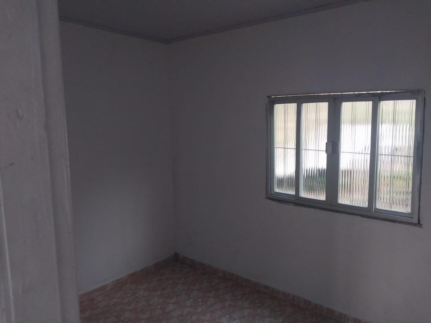 Casa para alugar com 2 quartos, 70m² - Foto 11