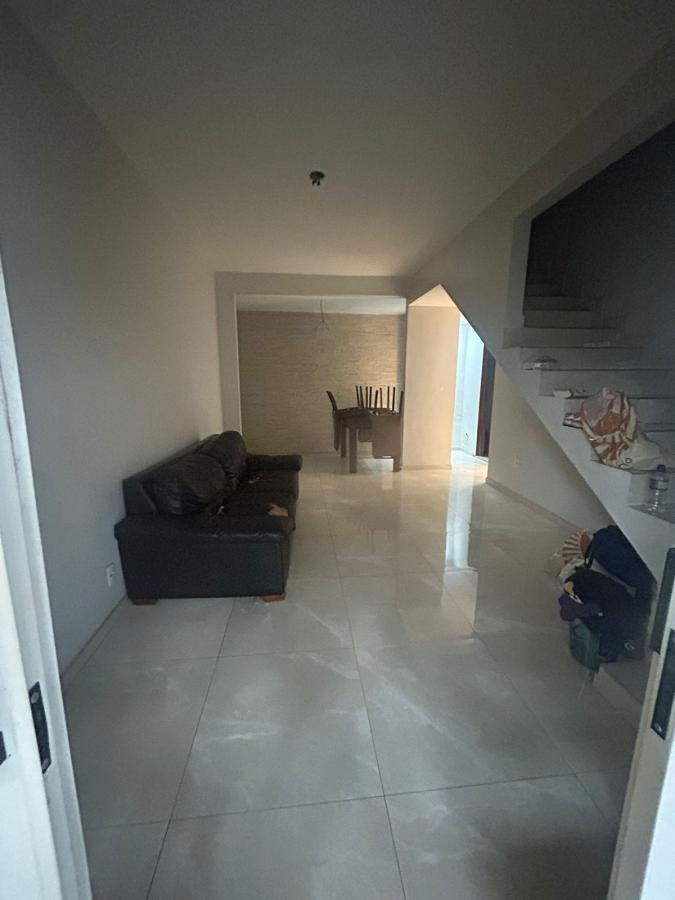 Casa para alugar com 2 quartos, 120m² - Foto 2